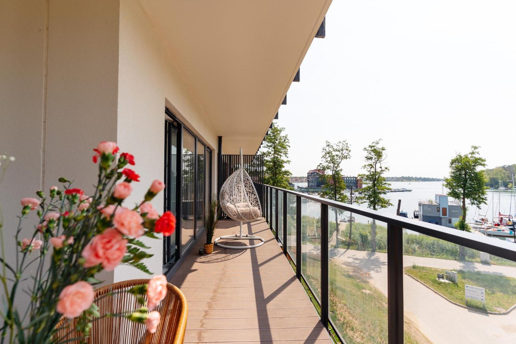 Mikołajki Lake Club Apartments - Loftaffair מראה חיצוני תמונה